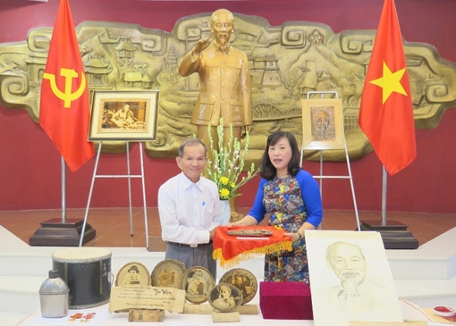 Bảo tàng Hồ Chí Minh tiếp nhận nhiều hiện vật quý giá về Bác Hồ