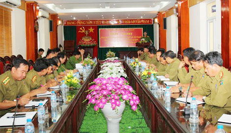 Công an tỉnh Hà Nam và Cảnh sát Lào trao đổi kinh nghiệm về bắt truy nã