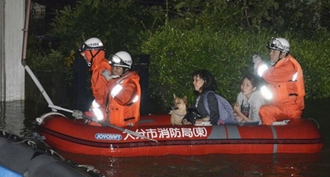 Bão Talim càn quét Nhật Bản khiến 40 người thương vong