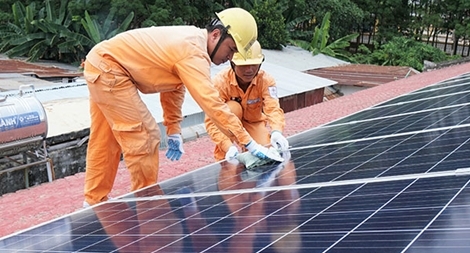 Đẩy mạnh phát triển điện mặt trời mái nhà ở Tây Nam Bộ
