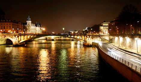 Nghe hát chèo bên sông Seine