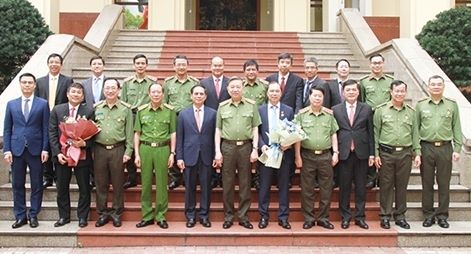 Giữ vững môi trường hòa bình, ổn định, nâng cao vị thế của Việt Nam trên trường quốc tế