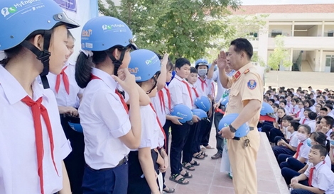 Công an TP Nha Trang tuyên truyền  về ATGT trong trường học 