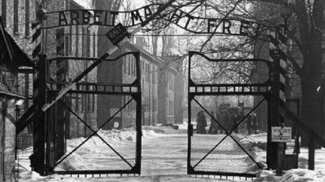 Người đầu tiên bóc trần tội ác man rợ ở trại tập trung Auschwitz