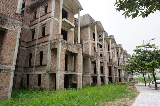 Biệt thự bỏ hoang - hệ lụy của phát triển đô thị quá nóng