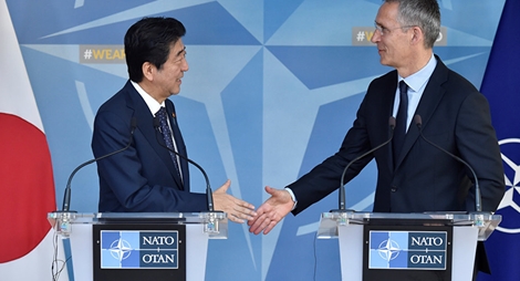 Nhật Bản tăng cường hợp tác hàng hải và an ninh mạng với NATO