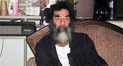 Tiết lộ của đặc vụ CIA từng thẩm vấn Saddam Hussein