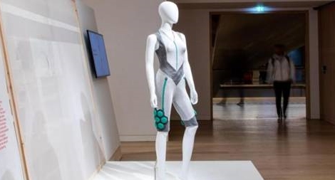 Tương lai công nghệ thiết bị đeo và robot tương tác