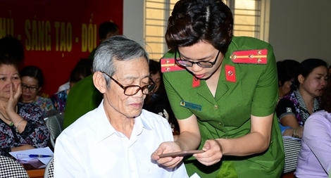 Sử dụng Zalo để tiếp nhận thông tin về an ninh trật tự