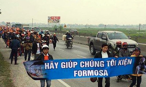 Vạch rõ âm mưu, thủ đoạn của các đối tượng phản động lợi dụng tôn giáo